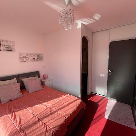 Maison F2, Neuve Au Calme Avec Jardinet ラ・クロ エクステリア 写真